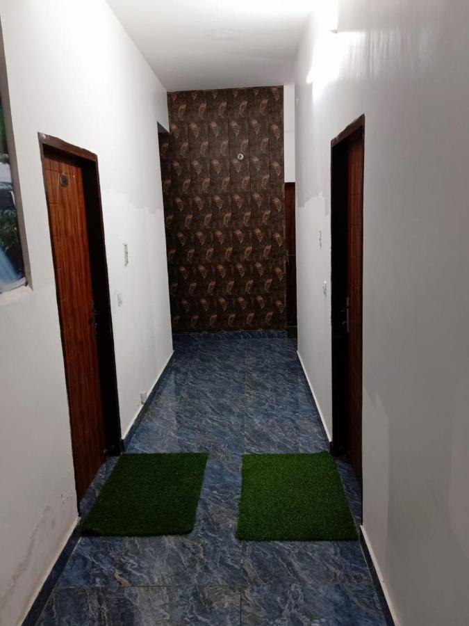 Shivjot Hotel Kharar Экстерьер фото