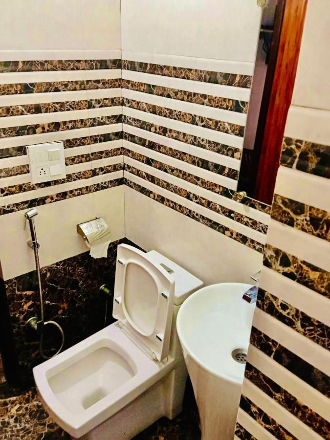 Shivjot Hotel Kharar Экстерьер фото